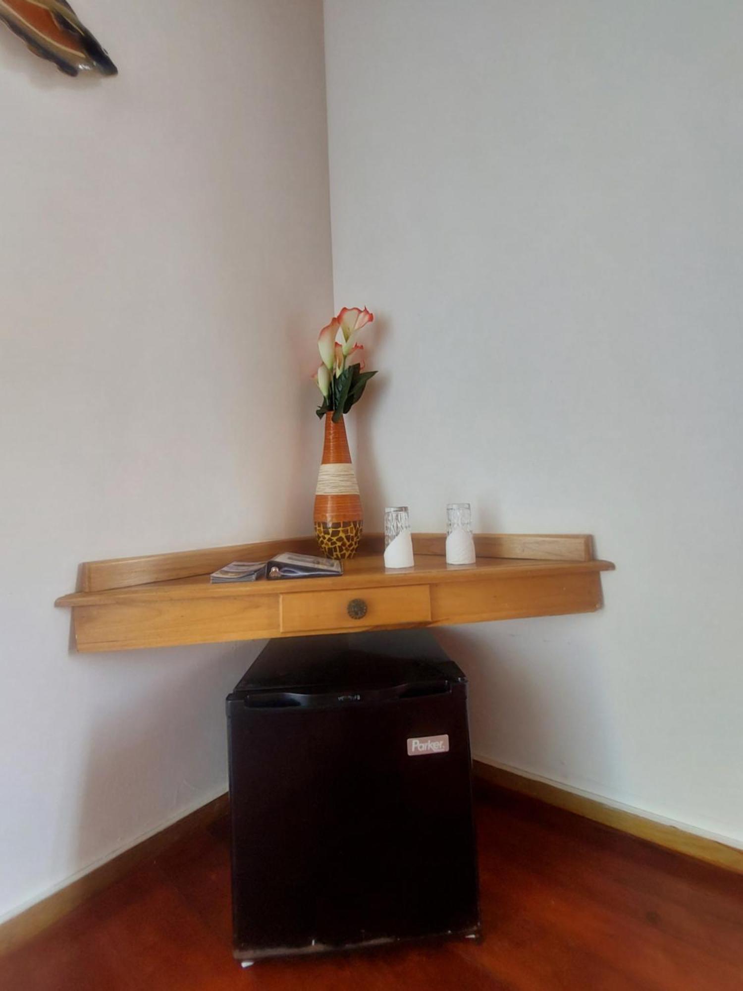 Hotel Faro Del Colibri à Carenero Chambre photo