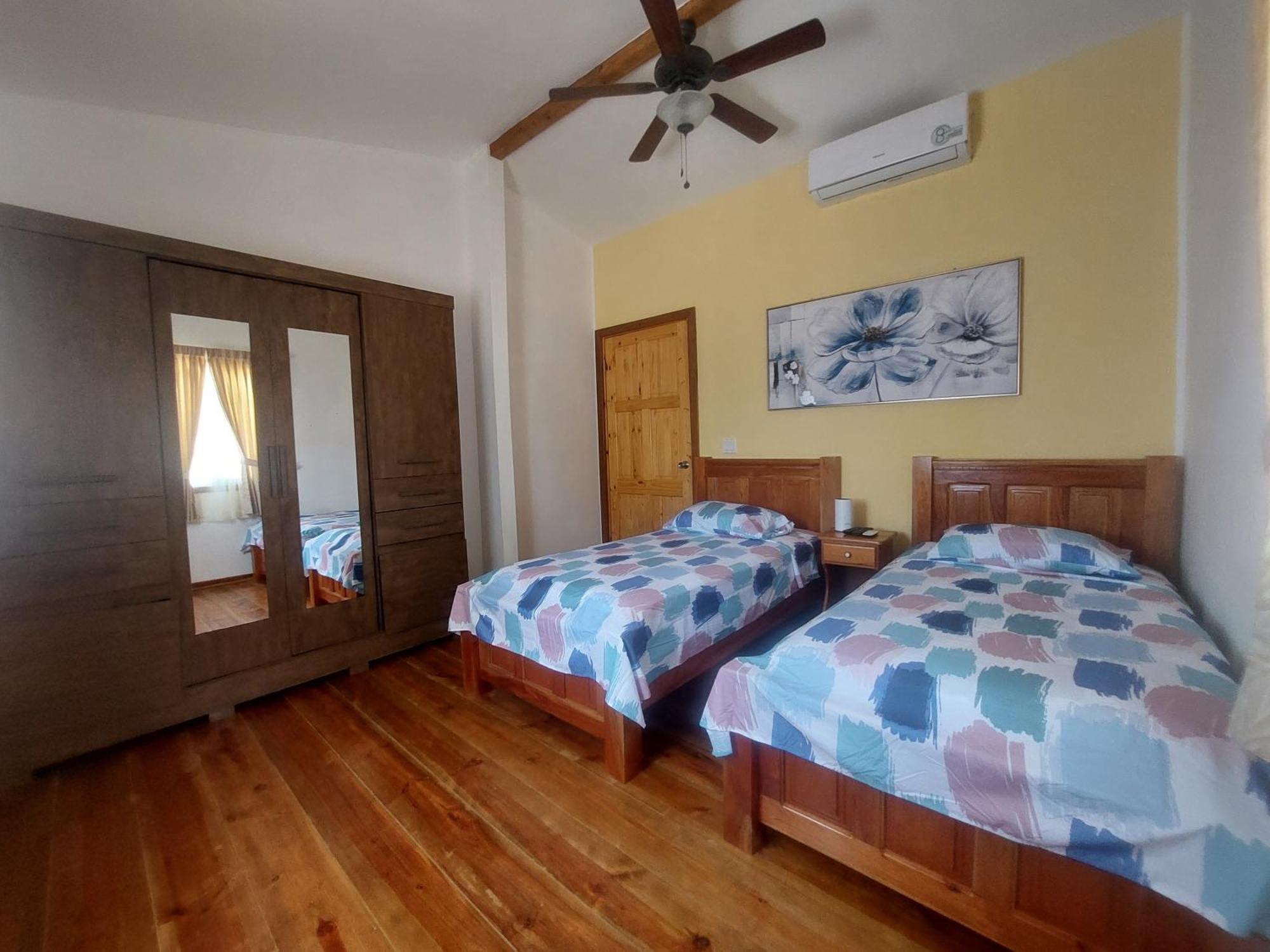 Hotel Faro Del Colibri à Carenero Chambre photo